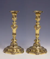 Paar Kerzenhalter, hergestellt von Louis-Joseph Lenhendrick